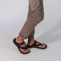 Freewaters Men's Trifecta Sandals 10 Freewaters Men's Trifecta Sandals